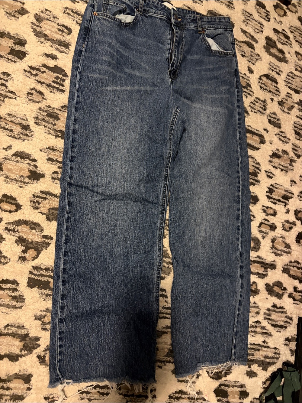 H&M Relaxed Straight Jeans in Medium Blue